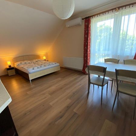 Apartamento Magyar Apartman Iii. Hajdúszoboszló Exterior foto