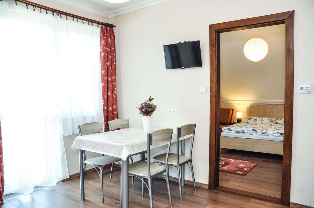 Apartamento Magyar Apartman Iii. Hajdúszoboszló Exterior foto